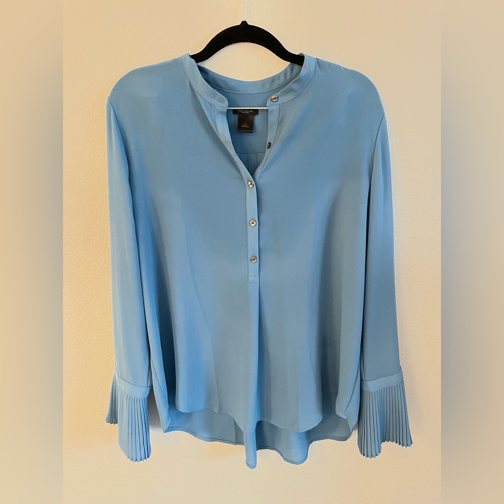Ann Taylor blue blouse